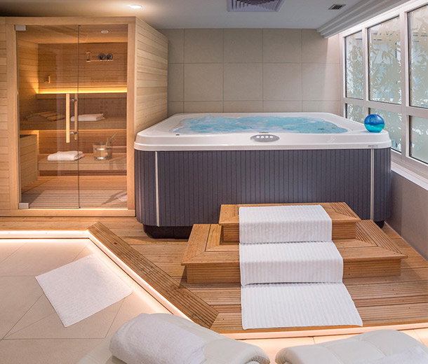 Спа-бассейн Jacuzzi Profile (рис.2) Спа-бассейн Jacuzzi Profile (рис.2)